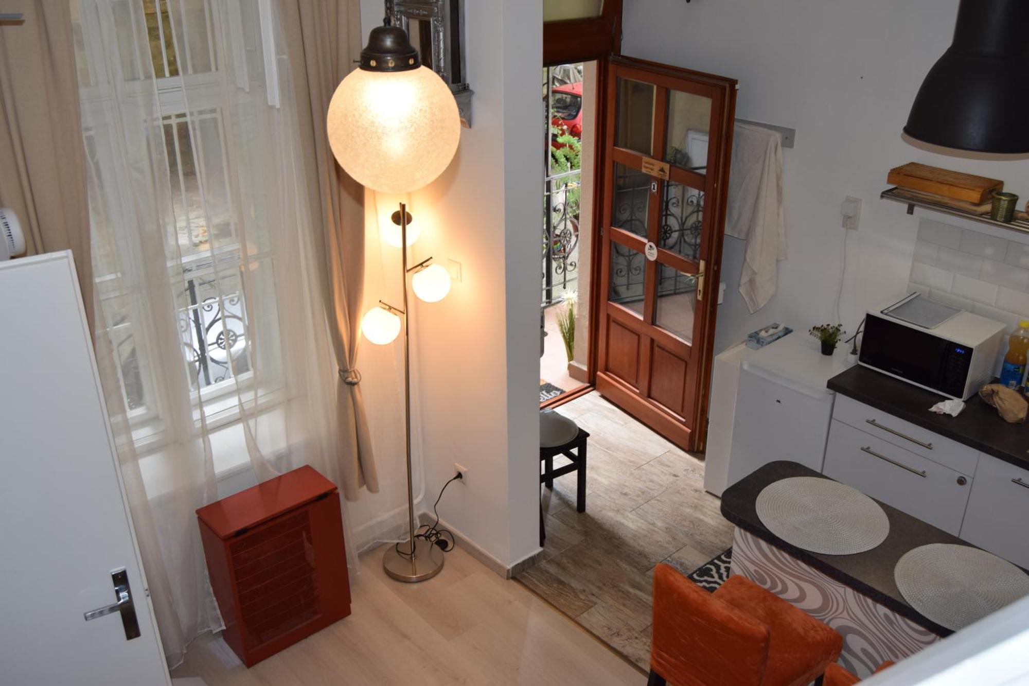 Castlehill Apartman The Perfect Blend Of Urban Living And Sightseeing Convenience Budapeste Exterior foto