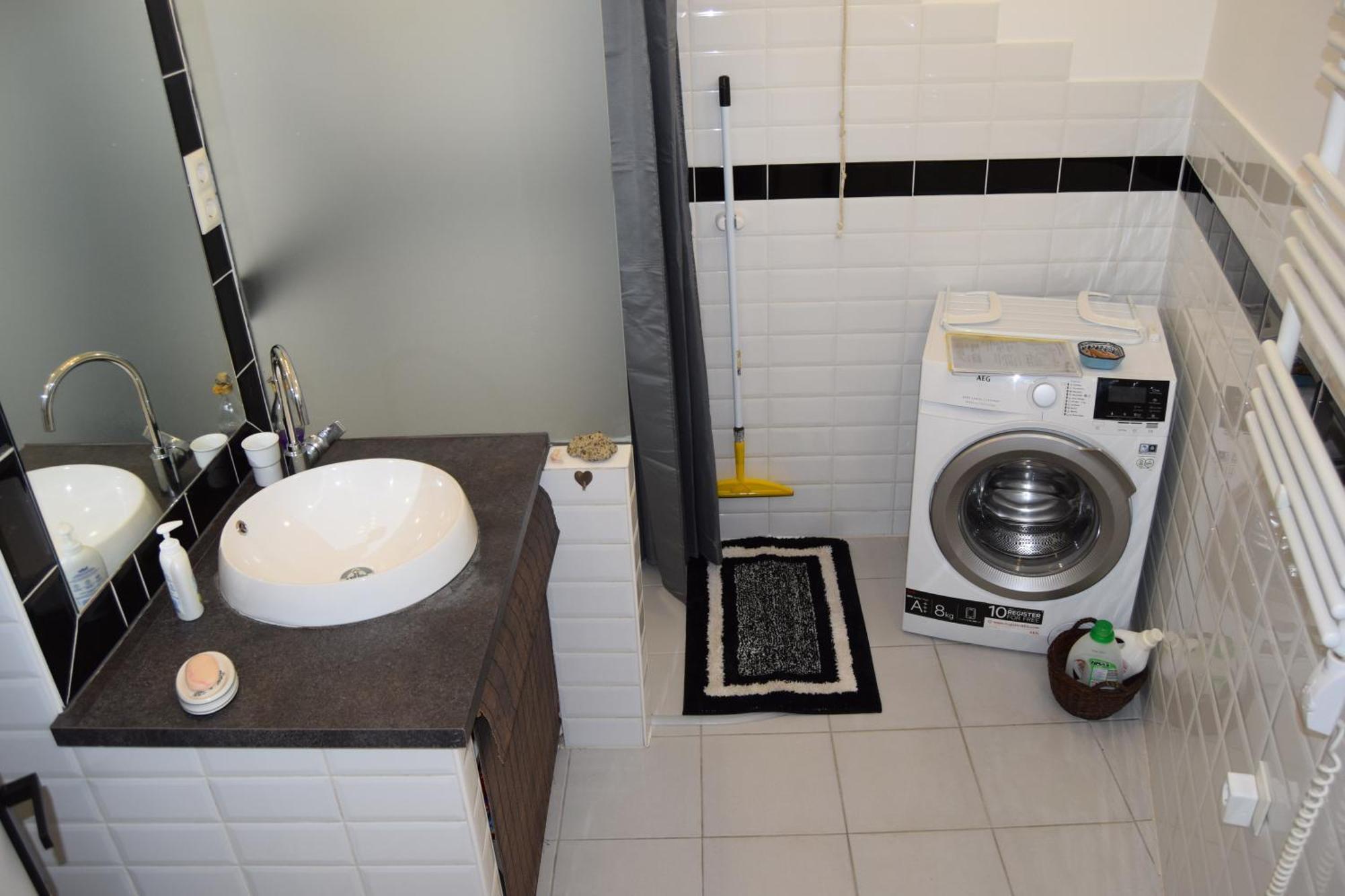 Castlehill Apartman The Perfect Blend Of Urban Living And Sightseeing Convenience Budapeste Exterior foto