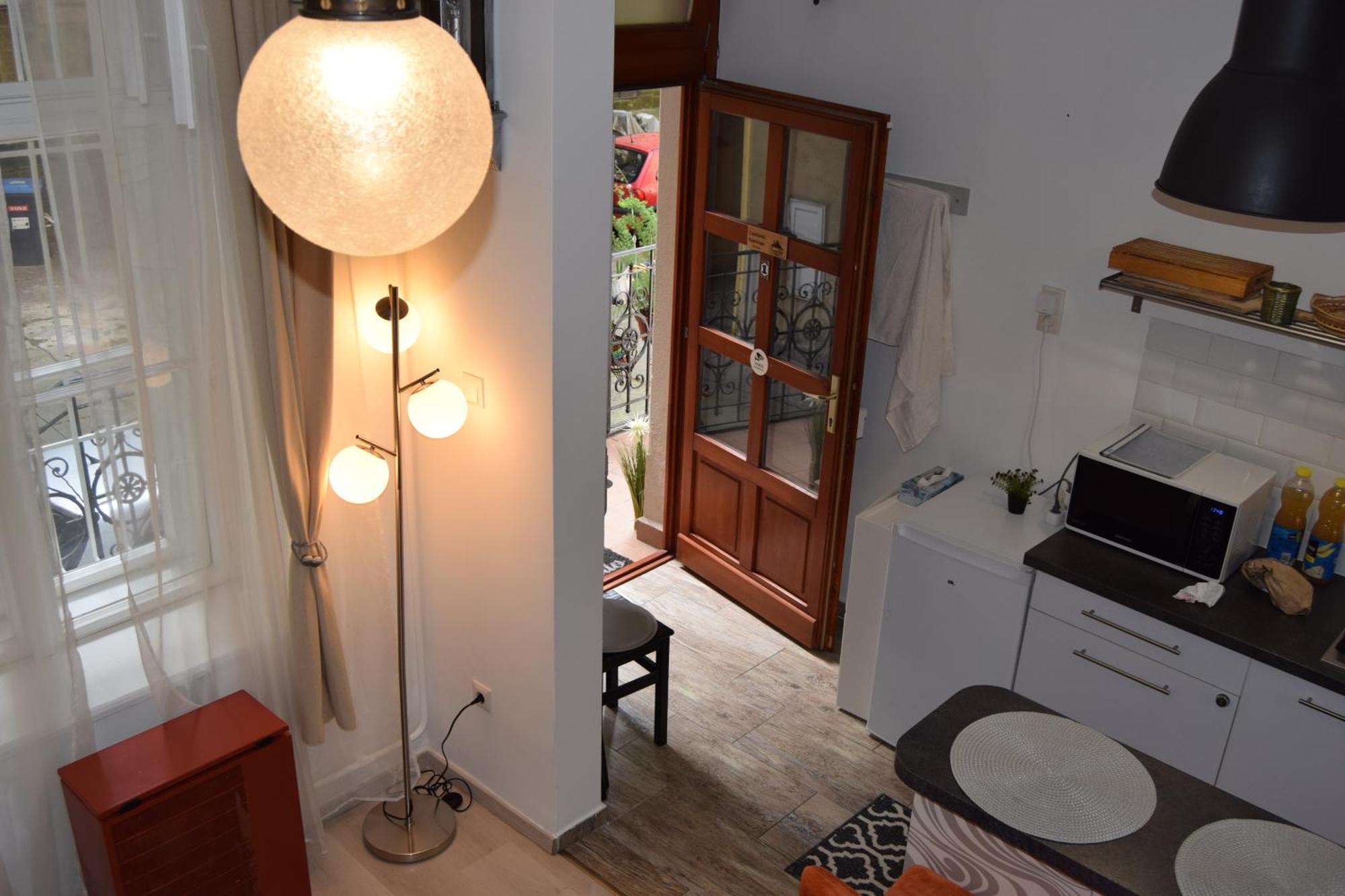 Castlehill Apartman The Perfect Blend Of Urban Living And Sightseeing Convenience Budapeste Exterior foto