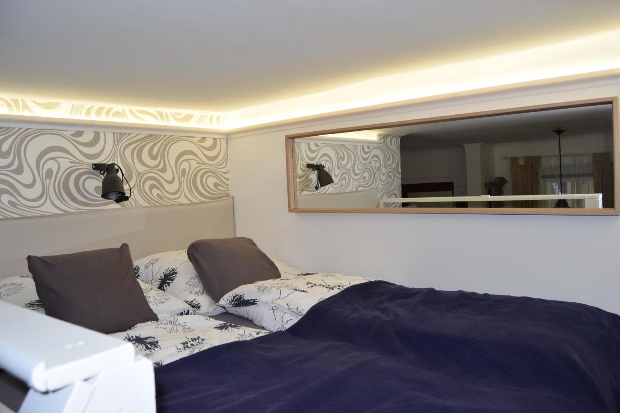 Castlehill Apartman The Perfect Blend Of Urban Living And Sightseeing Convenience Budapeste Exterior foto
